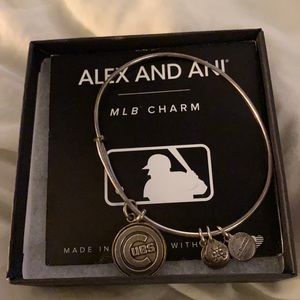 MLB Cubs Charm